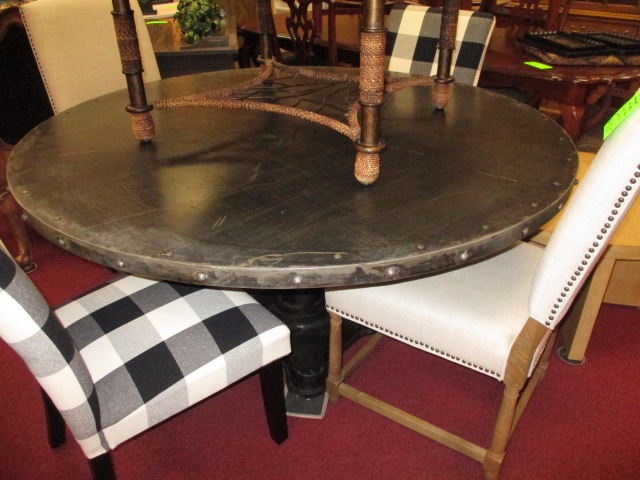 Stanley Farmhouse Dining Room Table With Leaves